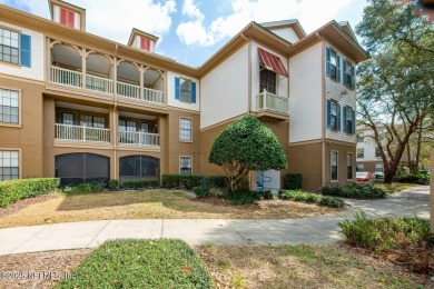 Lake Condo For Sale in Jacksonville, Florida