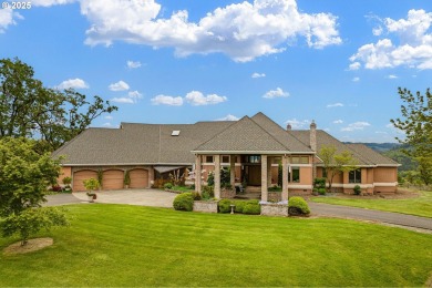Lake Home For Sale in Roseburg, Oregon