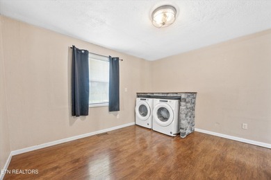 Welcome home to this charming 2-bedroom, 1-bath home in the - photo 15