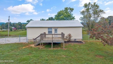 Welcome home to this charming 2-bedroom, 1-bath home in the - photo 30