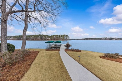 COMPLETELY RENOVATED ESTATE COMMANDING MAIN-LAKE VIEWS IN A - photo 5
