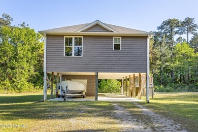 Welcome to 125 Neptune Lane, a thoughtfully designed coastal - photo 3