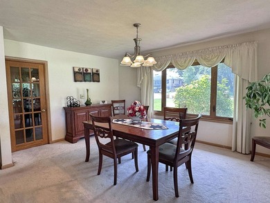 Great south side home with many amenities. Very large primary - photo 11