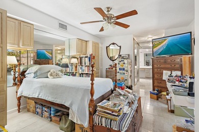 Welcome to this beautifully renovated 2-bedroom, 2.5-bath - photo 13