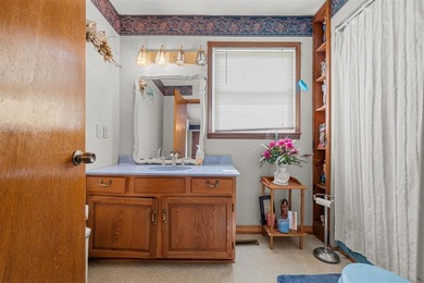 Spacious 4-bedroom, 3.5-bath brick home situated on 2.74+/- - photo 18