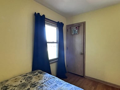 Great south side home with many amenities. Very large primary - photo 34