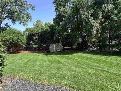 Great south side home with many amenities. Very large primary - photo 44