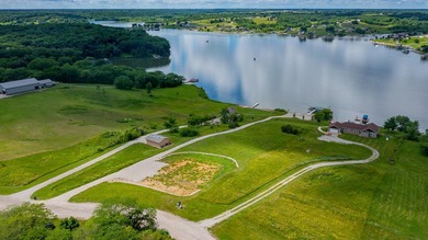 A slice of heaven overlooking Sundown Lake! This 2+ acre - photo 4