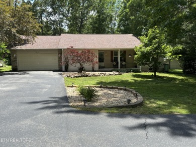 Lake Home Sale Pending in Crossville, Tennessee