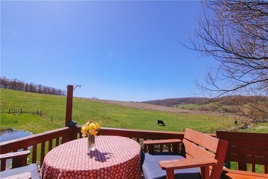 A rare offering where privacy, beauty, and functionality come - photo 3