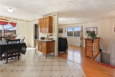 A rare offering where privacy, beauty, and functionality come - photo 9