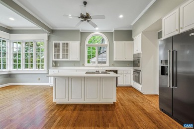 Sought-after Ednam location within walking distance to the - photo 18