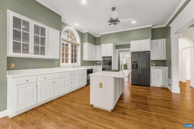 Sought-after Ednam location within walking distance to the - photo 22