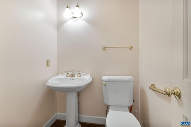 Sought-after Ednam location within walking distance to the - photo 27