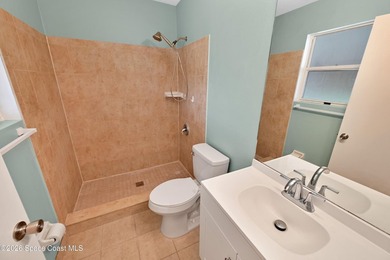 Charming home ready for its new owners! Enjoy added privacy with - photo 28