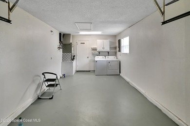 Charming home ready for its new owners! Enjoy added privacy with - photo 29