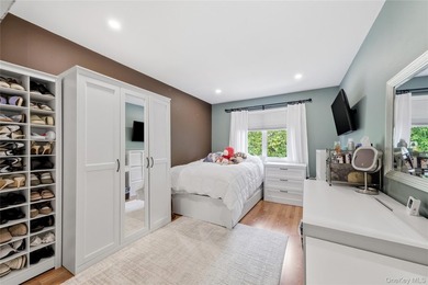 16 Wildwood Ct, East Islip is a stunning 5-bedroom, 4-full - photo 31