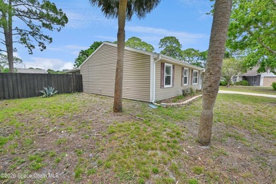 Charming home ready for its new owners! Enjoy added privacy with - photo 37