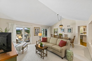 Rare, nearly one of a kind stand alone condo unit in the - photo 5