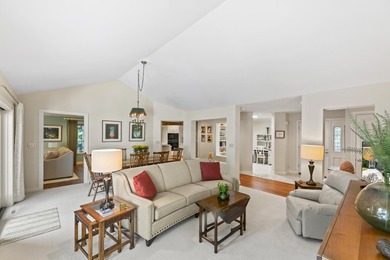 Rare, nearly one of a kind stand alone condo unit in the - photo 6