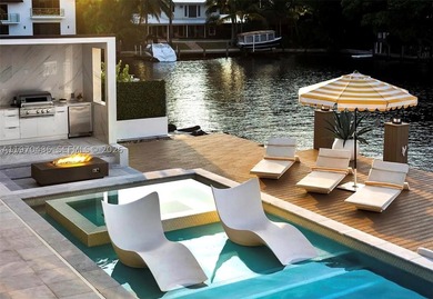 Stunning 4BR/4.5BA waterfront home in gated Bal Harbour. Nearly - photo 6