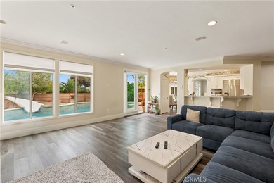 Nestled on a quiet cul-de-sac in the prestigious Central Park - photo 15