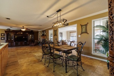 Lake Park living at its finest! This custom-built home truly - photo 18