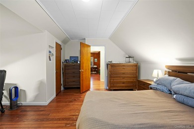 Charming four-bedroom, two bath Cape Cod located in Islip - photo 21