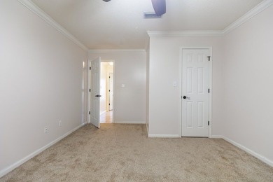 Lake Park living at its finest! This custom-built home truly - photo 28