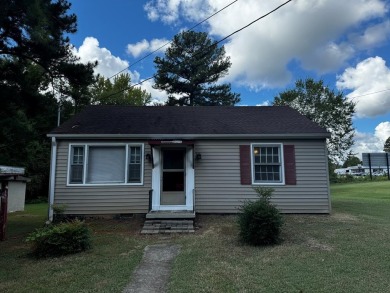 Kerr Lake - Buggs Island Lake Home For Sale in Clarksville Virginia