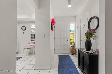 Beautiful updated 2 bdrm, 2.5 bath two story townhouse in Indian - photo 2