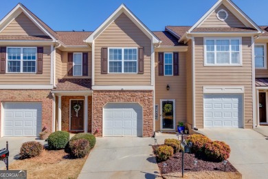 Lake Townhome/Townhouse For Sale in Flowery Branch, Georgia