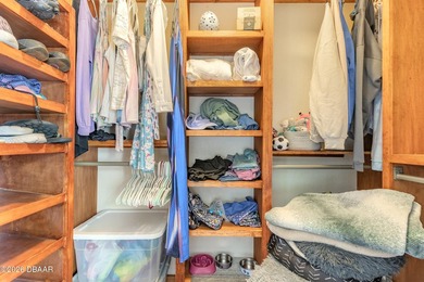 WELCOME HOME TO THIS BEAUTIFULLY MAINTAINED AND MOVE-IN READY - photo 22