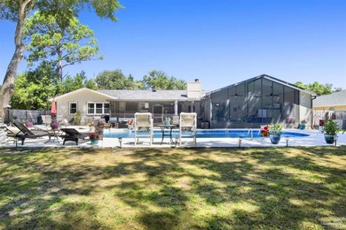 THIS IS MORE THAN A HOME - IT'S A PRIVATE COASTAL RETREAT - photo 3