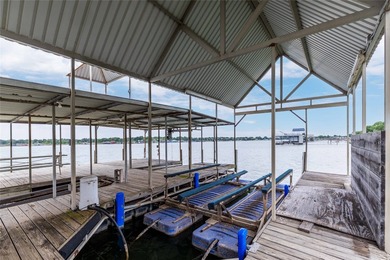 Stunning lakefront opportunity in the highly sought-after gated - photo 14