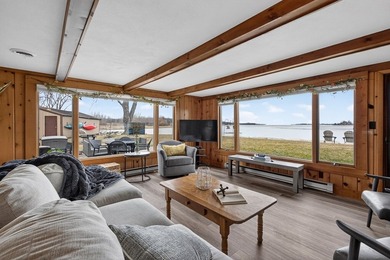 185' of frontage on Little Sturgeon Bay! Priced below appraised - photo 16