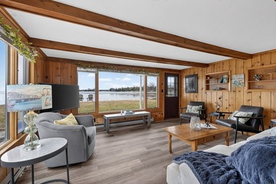 185' of frontage on Little Sturgeon Bay! Priced below appraised - photo 19