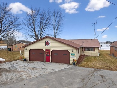 185' of frontage on Little Sturgeon Bay! Priced below appraised - photo 55