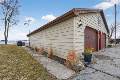 185' of frontage on Little Sturgeon Bay! Priced below appraised - photo 57