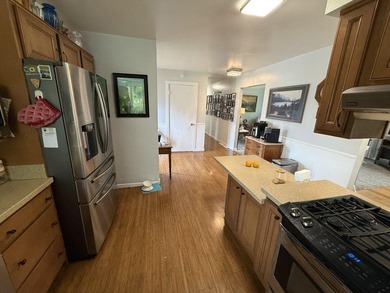 Beautifully updated 3-bedroom ranch w/approx. 130 ft of Pigeon - photo 17