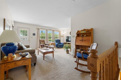 Charming and well-maintained 1,024sqft 3-bedroom, 2.5-bath ranch - photo 2