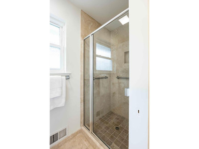 Set on a peaceful cul-de-sac, this inviting home pairs beautiful - photo 16