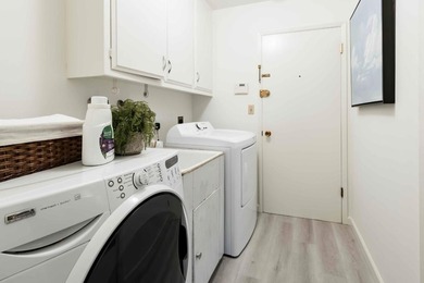 Set on a peaceful cul-de-sac, this inviting home pairs beautiful - photo 19