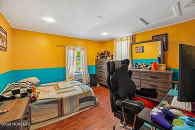 Welcome to 37 Stoll St, a charming Colonial offering classic - photo 20