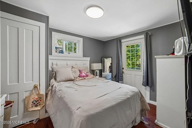 Welcome to 37 Stoll St, a charming Colonial offering classic - photo 22