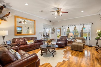 Immaculate 3bed, 2bath single story home in a lovely No HOA - photo 22