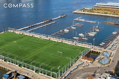 Palatial Harbor-Facing Masterpiece at One Brooklyn Bridge Park - photo 24