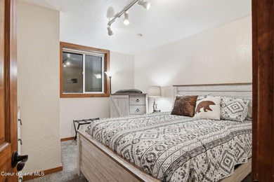 Discover exceptional versatility and location at 527/529 - photo 27