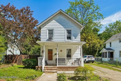 Welcome to 37 Stoll St, a charming Colonial offering classic - photo 27