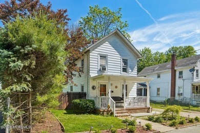 Welcome to 37 Stoll St, a charming Colonial offering classic - photo 28